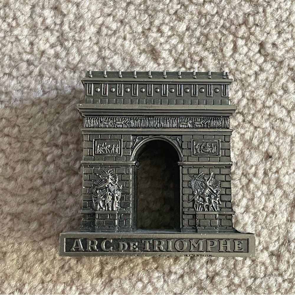 Vintage Arc de Triomphe Miniature Replica Figurine Souvenir Made in France